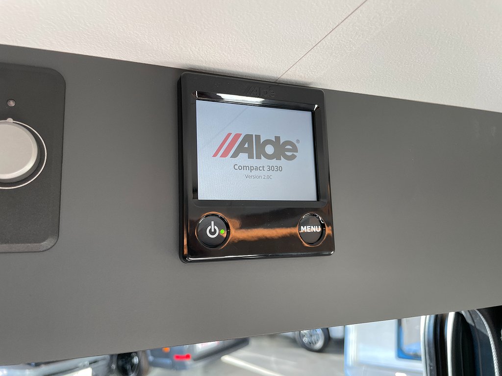 Adria Alpina 663 PT / Barnkammare / ALDE / Ugn / Queens-bed - Adria