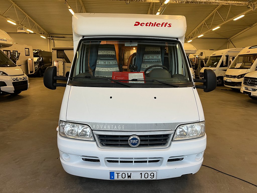 Dethleffs Advantage T-5841  / MaxxFan / Solcell / B-körkort - Dethleffs