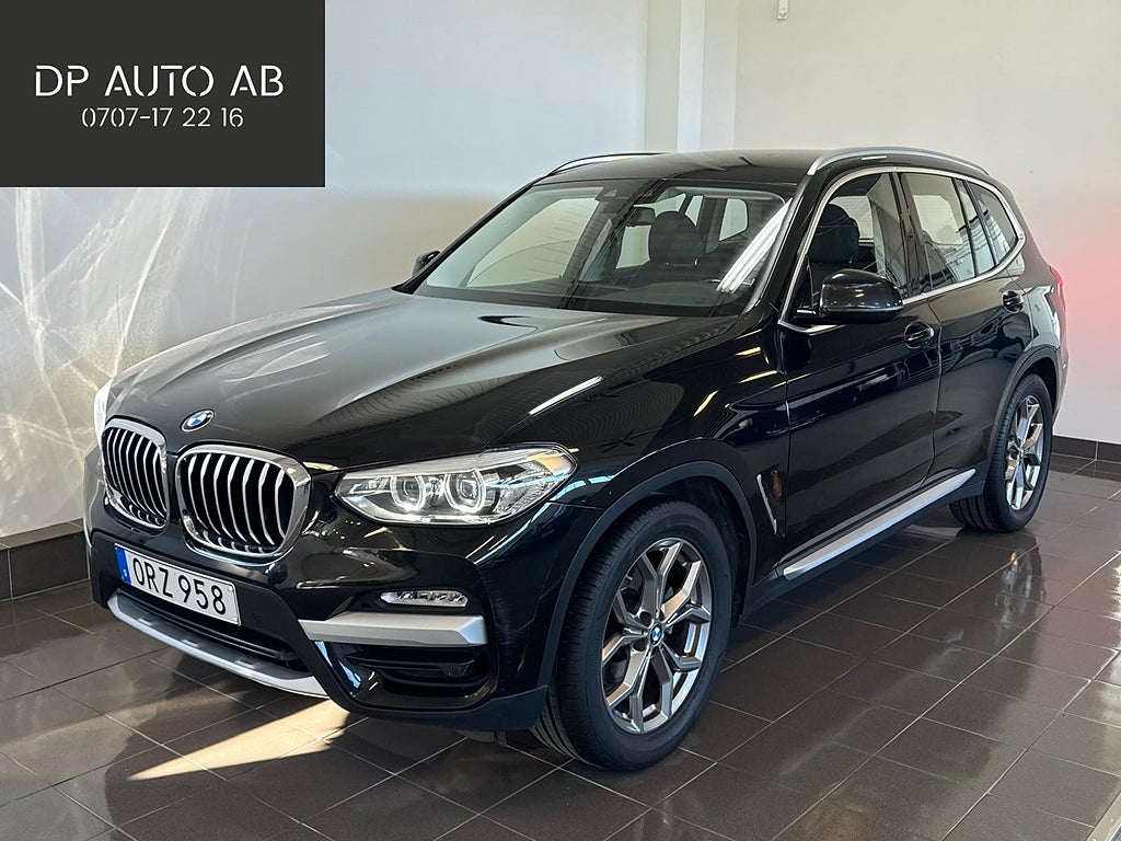 BMW X3 xDrive20i X-Line Värmare Drag Nyservad 