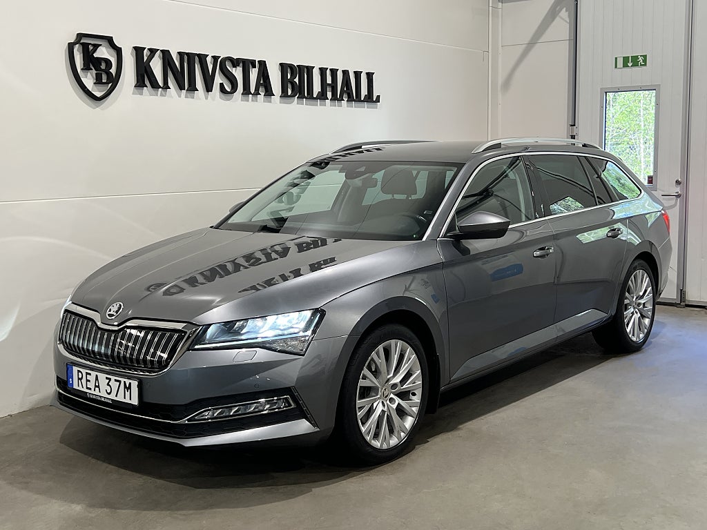 Skoda Superb iV 1.4 TSI DSG Style Moms Värmare Drag 218hk