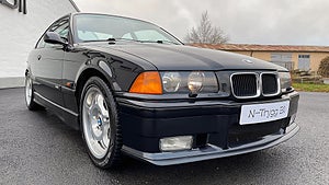 BMW M3 Coupé har en rak sexa på 286 hästkrafter. 