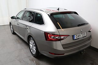 Kombi Skoda Superb 8 av 27