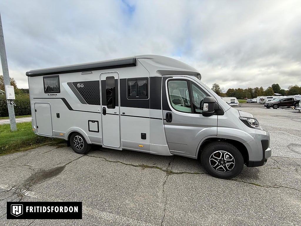 Adria COMPACT 60Y EDITION Litium Solpanel 3,95% Ränta