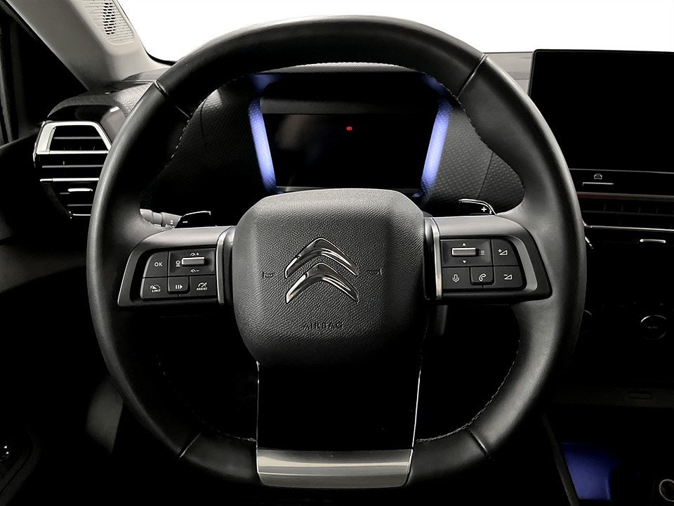 Bild på Citroën C4 Shine 1.2 PT 130hk Aut - 360,HUD,CARPLAY