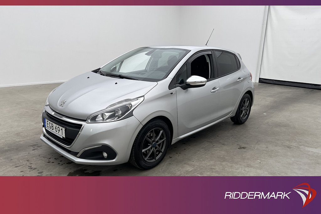 Peugeot 208 1.2 VTi 82hk Värmare Navi Sensorer Farthållare