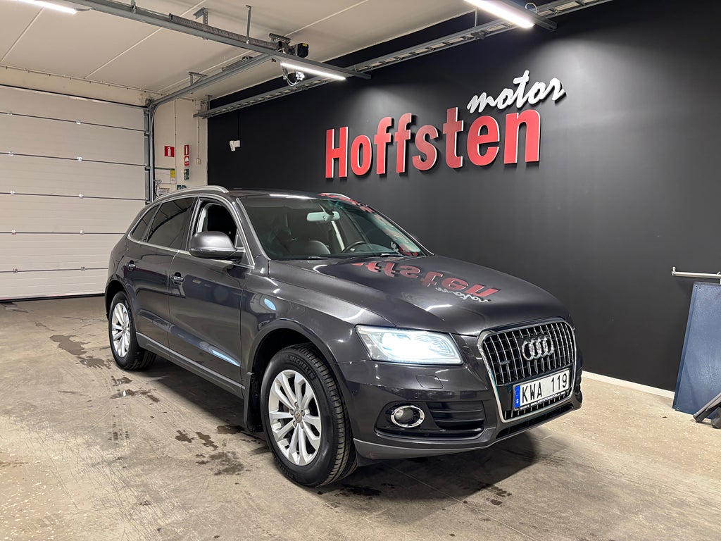 Audi Q5 2.0 TDI DPF quattro Design | Dragkrok | Elbaklucka
