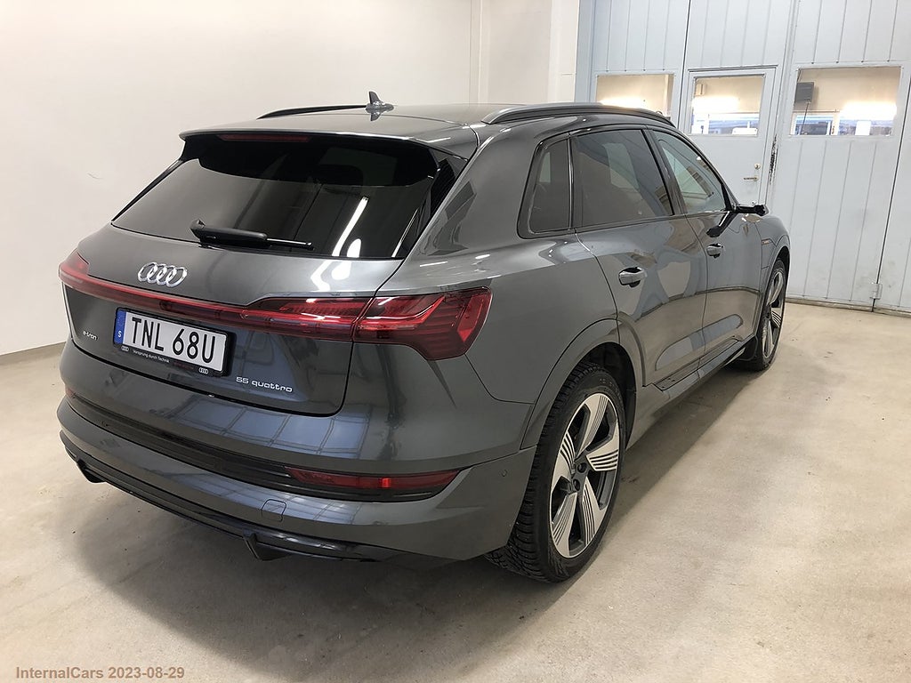 Audi e-tron 55 quattro S-Line 408hk Panorama, BO,Läder