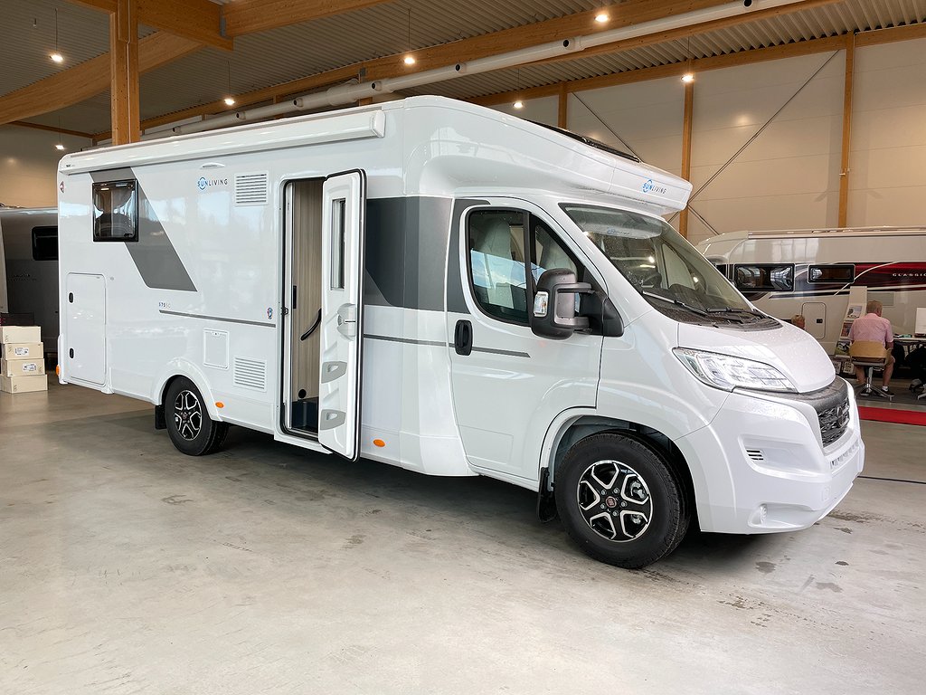 S 75 SC - Sun Living S 75 SC / Taksäng /  B-körkort / Automat 140hk