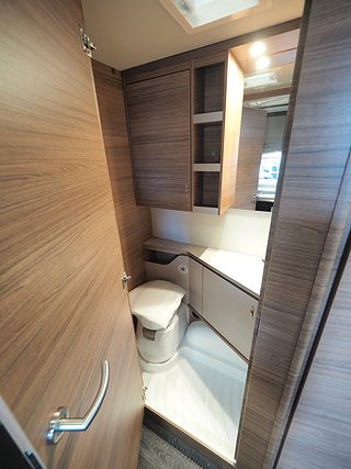 Husvagn, 1-axl Knaus Sport 540 UE 9 av 14