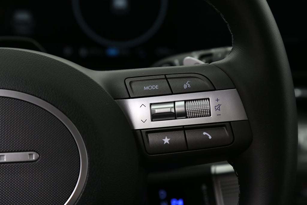 Hyundai Kona Electric 65,4kWh 512km Räckvidd Essential fd demo| Moms