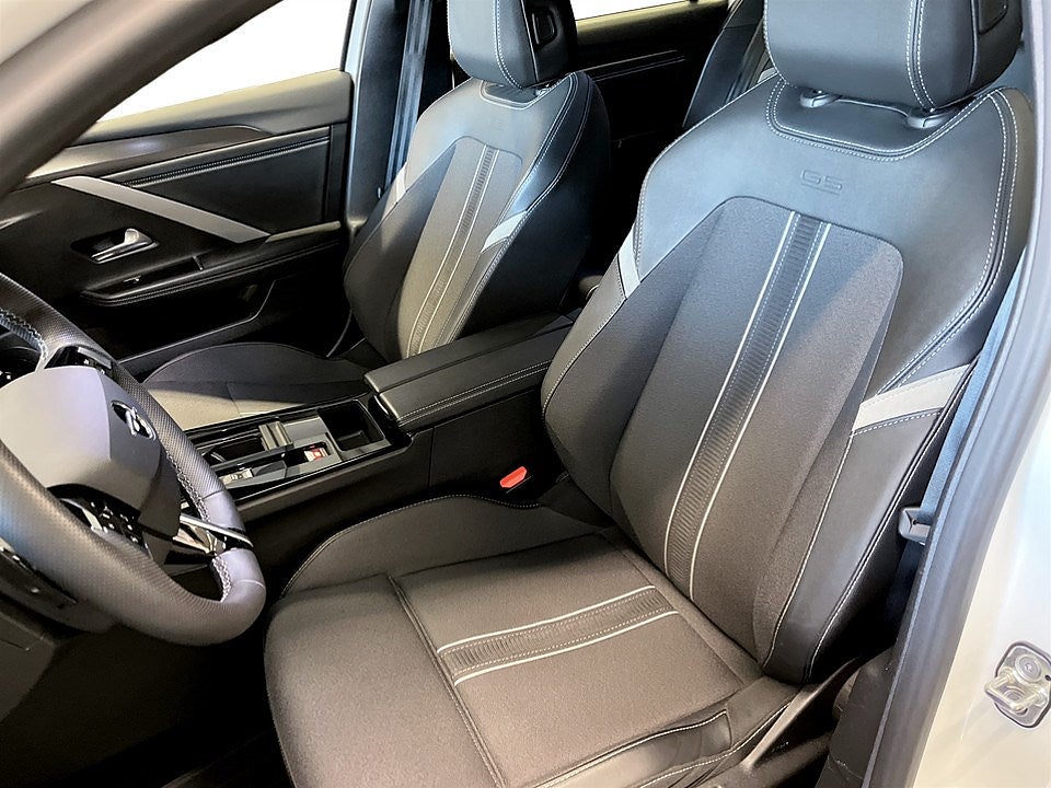 Bild på Opel Astra ST GS 1.2 PT 130hk Aut - B-KAMERA,CARPLAY,RATTVÄRME