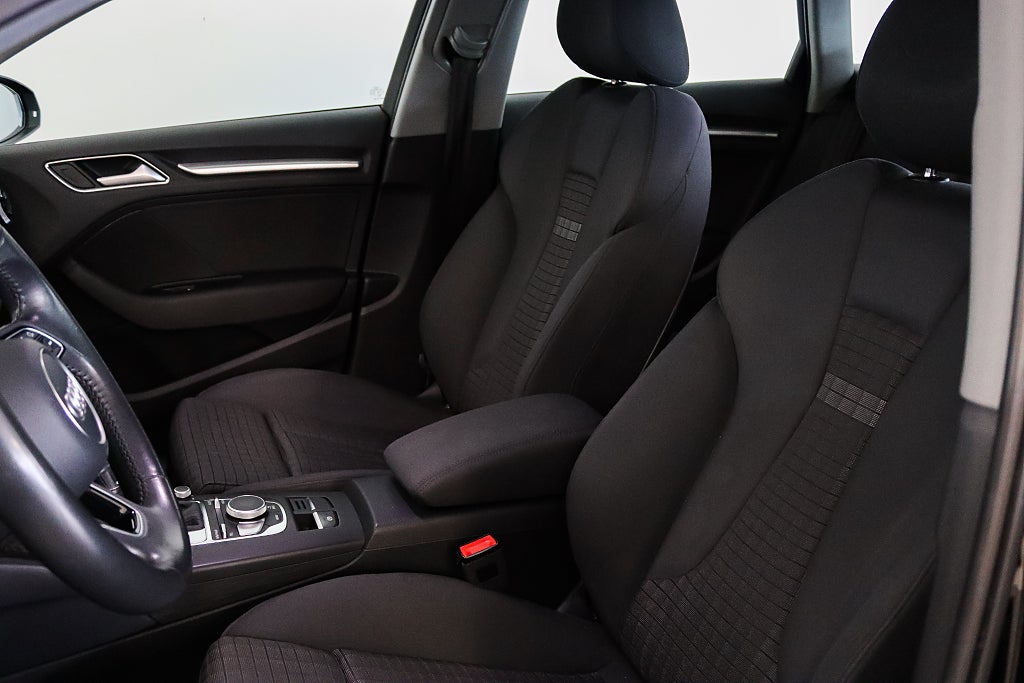 Audi A3 Sportback Proline Sport Edition Värmare 150hk