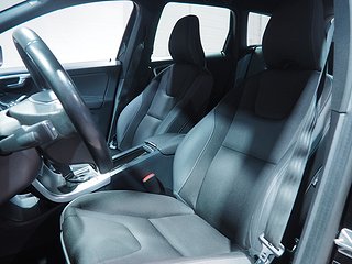 SUV Volvo XC60 14 av 23