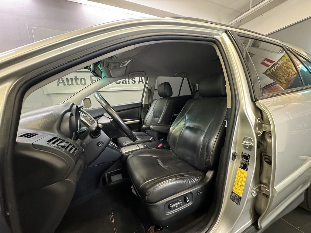 Lexus RX 400h AWD 3.3 V6 AWD CVT | S+V | Drag | Nybesiktad
