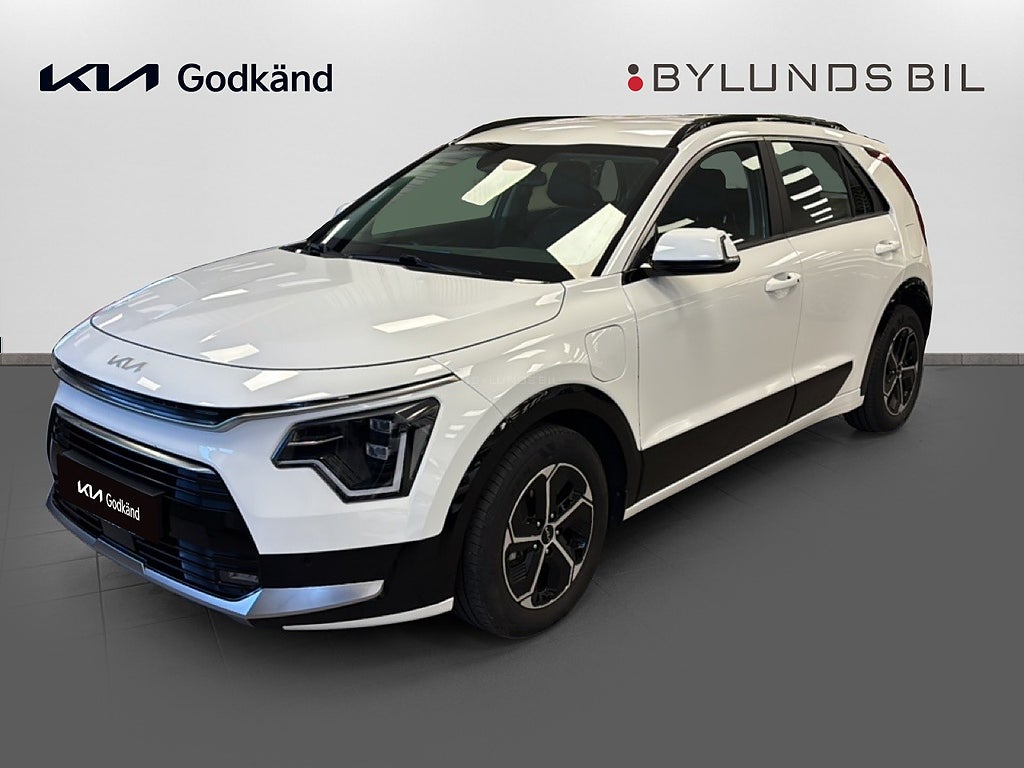 Kia Niro Plug-In-Hybrid DCT Action - Dragkrok & Vinterhjul ingår