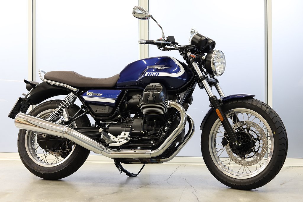 Moto Guzzi V7 850 - Special Blue - 1 års fri försäkring