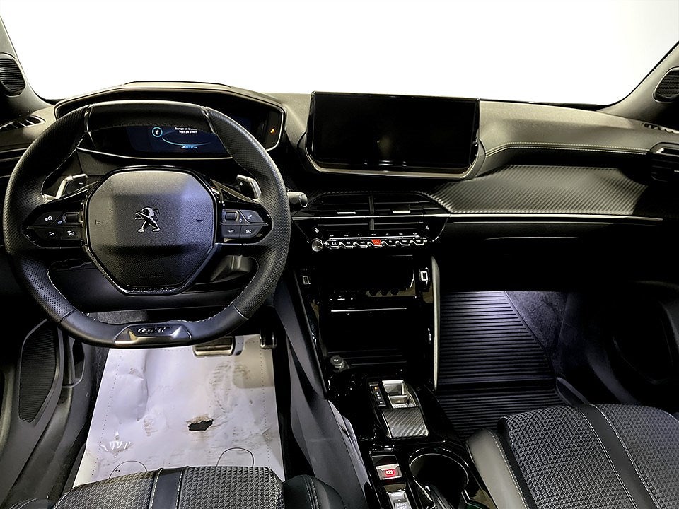 Bild på Peugeot 2008 GT 1.2 PT 130hk Aut - B-KAMERA, CARPLAY
