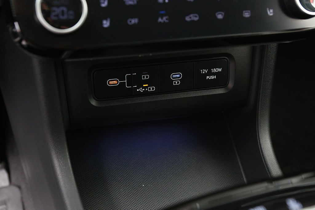 Hyundai Tucson Fullhybrid 4WD Advanced Navi Kamera Skinn *Superkampanj