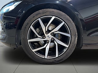 Volvo V60 D4 Momentum Drag GPS Pvärm VoC Kamera SoV