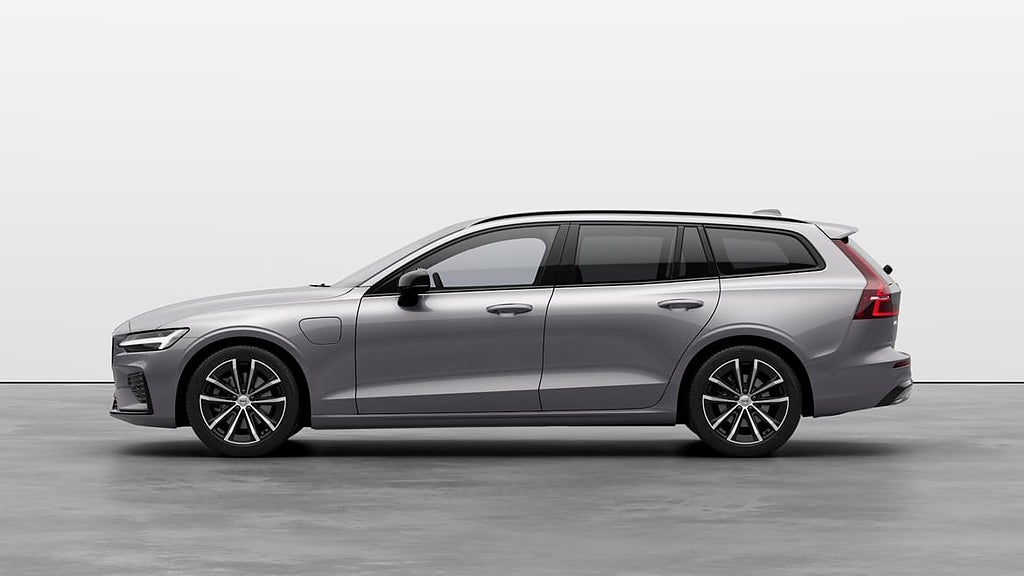 Volvo V60 T6 Plus Dark Nordic Edition, Bil i lager för snabb lever...