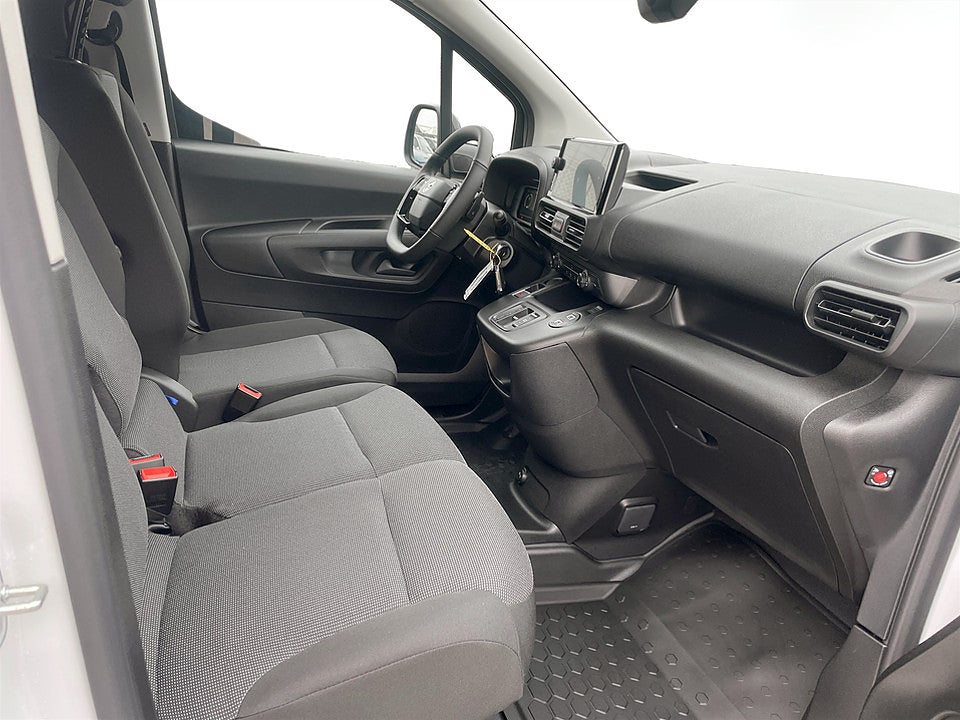 Bild på Opel Combo 130hk Aut L2 - EDITION! Värmare & Dragkrok