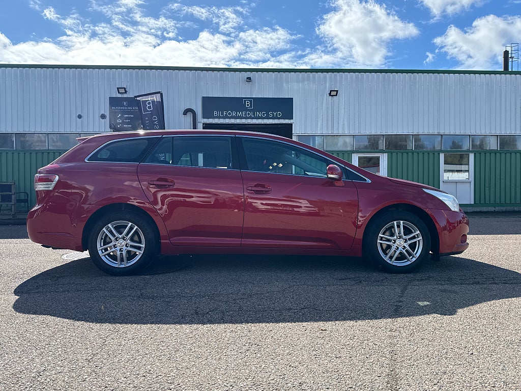 Toyota Avensis Kombi 1.8 Valvematic Business