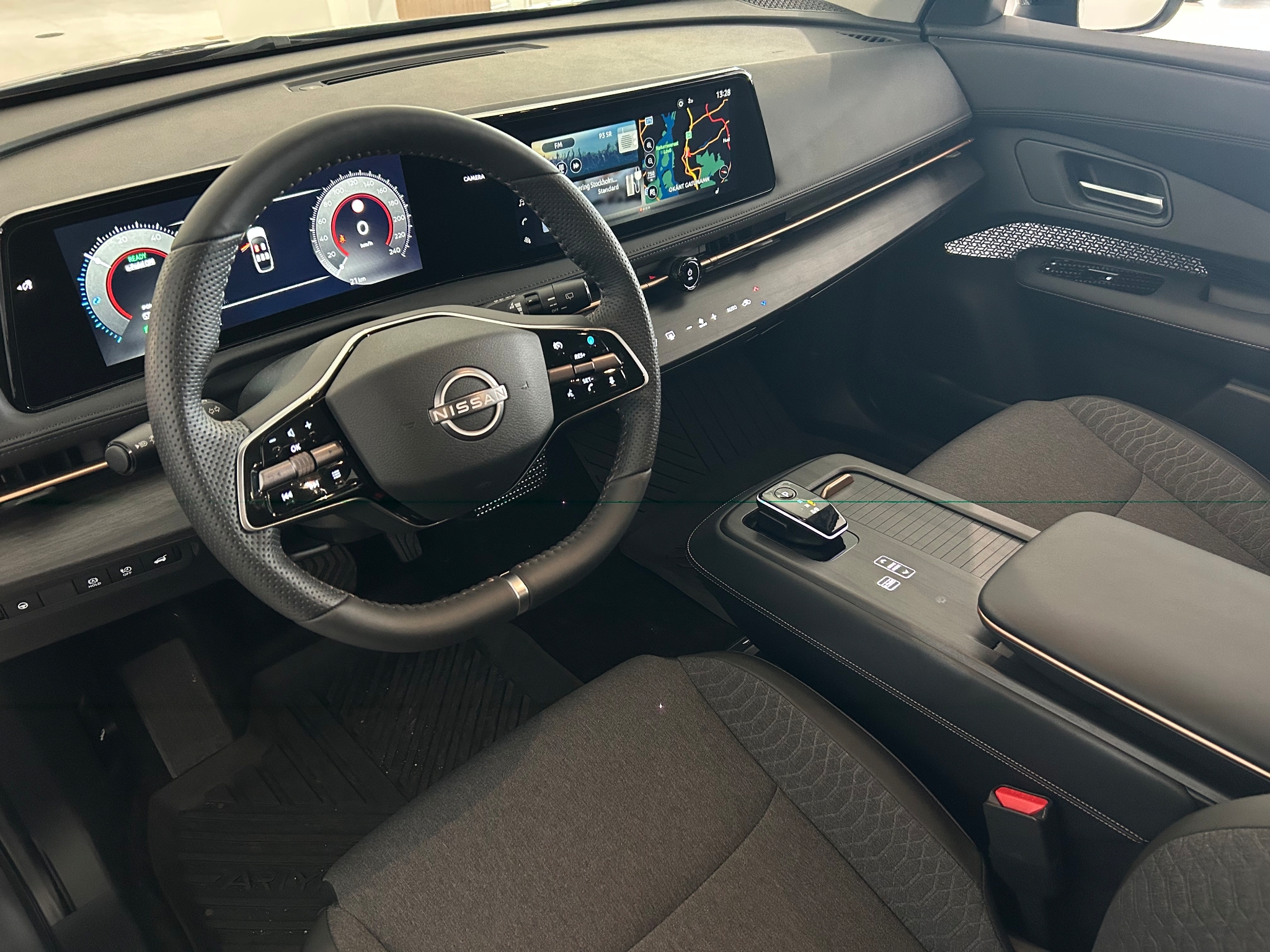 Nissan Ariya 2025, bild 6/46