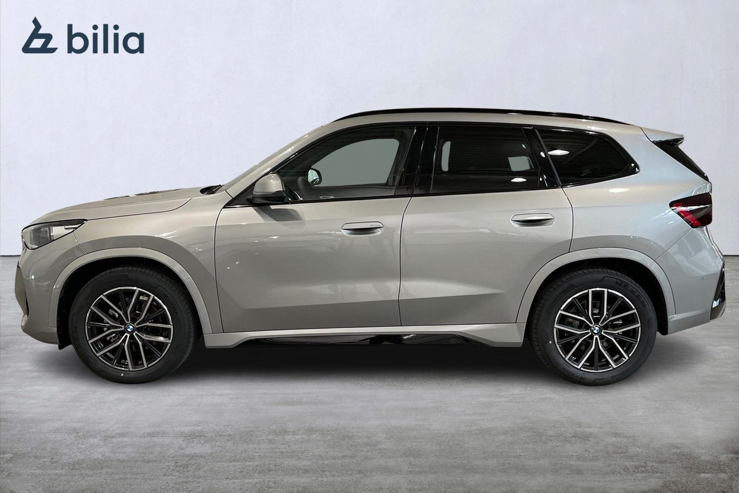 BMW iX1 eDrive 20 M Sport 2026, bild 3/49