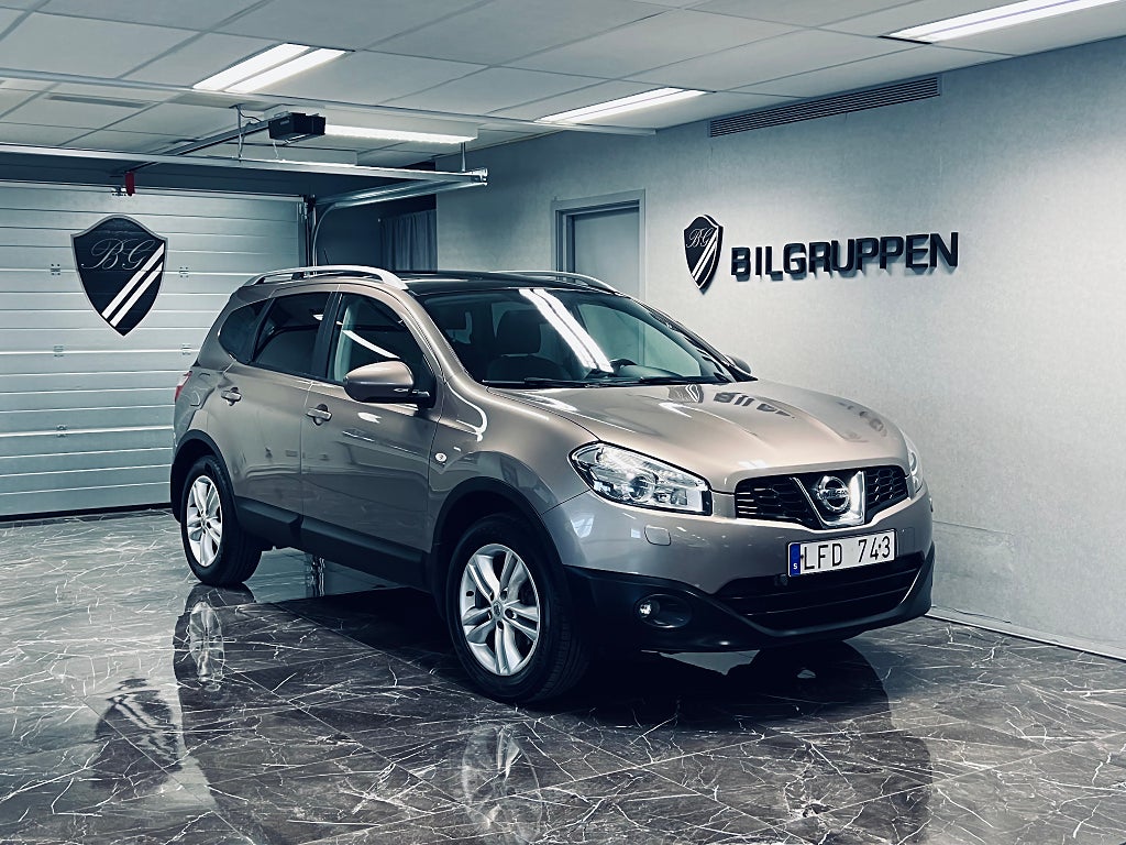 Nissan Qashqai+2 2.0 140hk 7 Sitsig|Motorvärmare|Panorama|