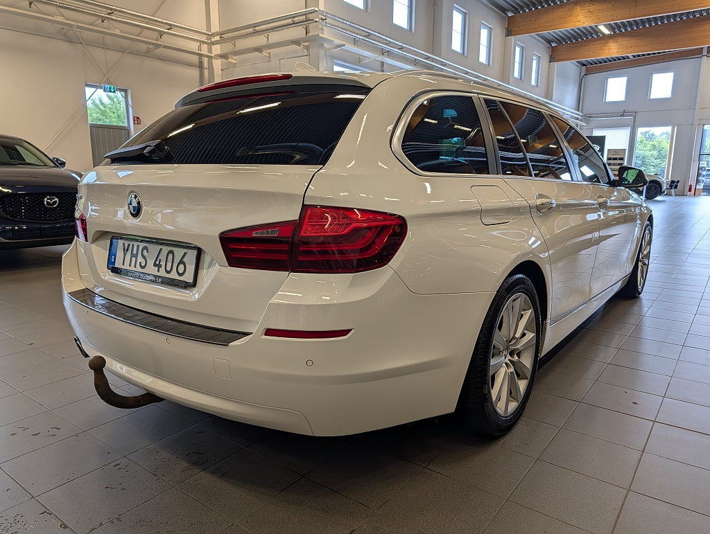 BMW 520d 190hk xDrive Touring Steptronic/Panorama/ NAV/Läder