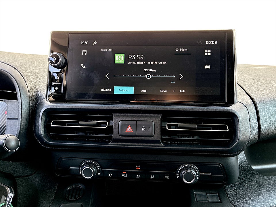 Bild på Citroën Berlingo + 100hk L2 - EDITION! VÄRMARE & DRAGKROK INGÅR!