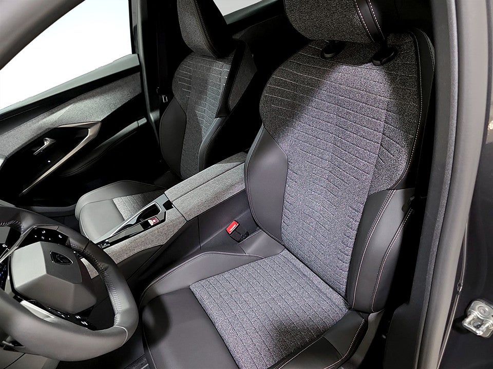 Bild på Peugeot E-3008 Allure Aut - OMGÅENDE LEVERANS!