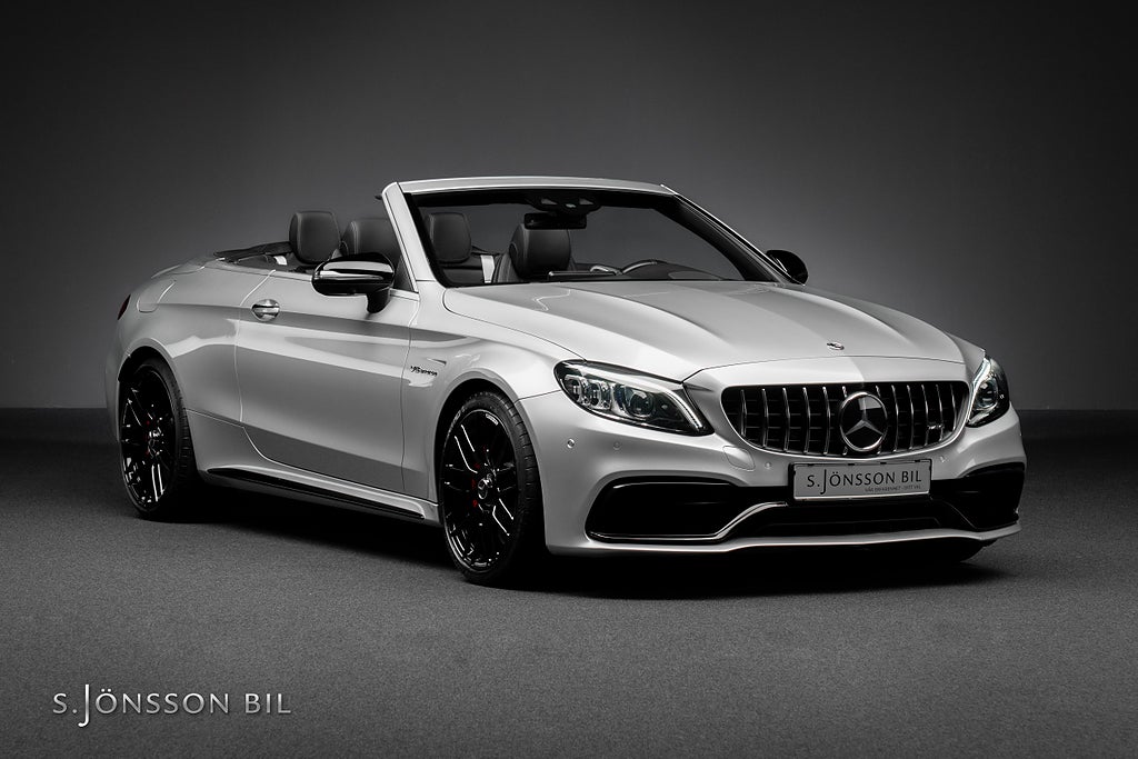 Mercedes-Benz C63 S AMG Cabriolet / Head Up