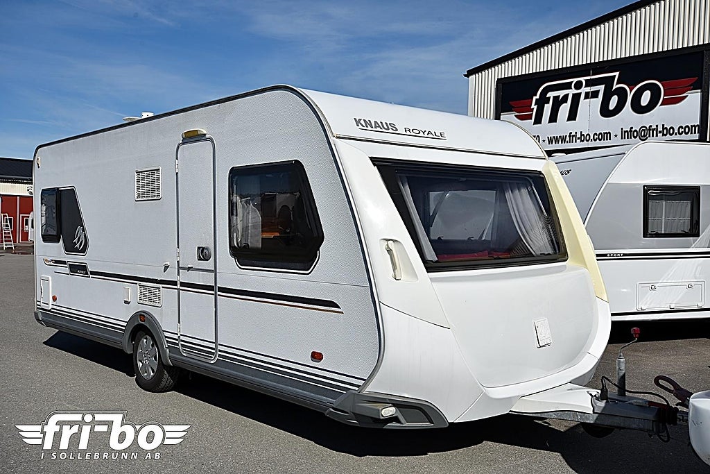 Knaus 560 UF Royale, Dubbelbädd