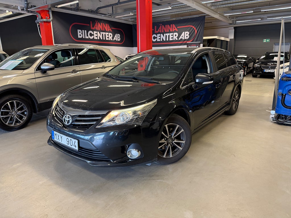 Toyota Avensis Kombi 1.8 Aut Business Backkamera Ny servad Ny besiktad