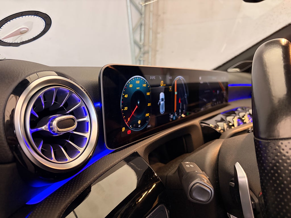 Mercedes-Benz A180 12 MÅNADERS GARANTI INGÅR