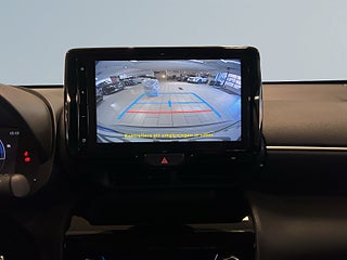 Toyota Yaris Cross Hybrid 115 AWD MOMS B-kamera Motorvärm Adaptiv S&V-däck – bild 15