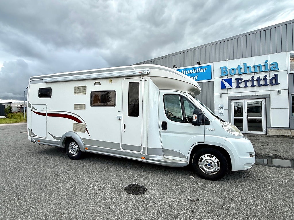 Eura Mobil Contura 700 EB, Alde 