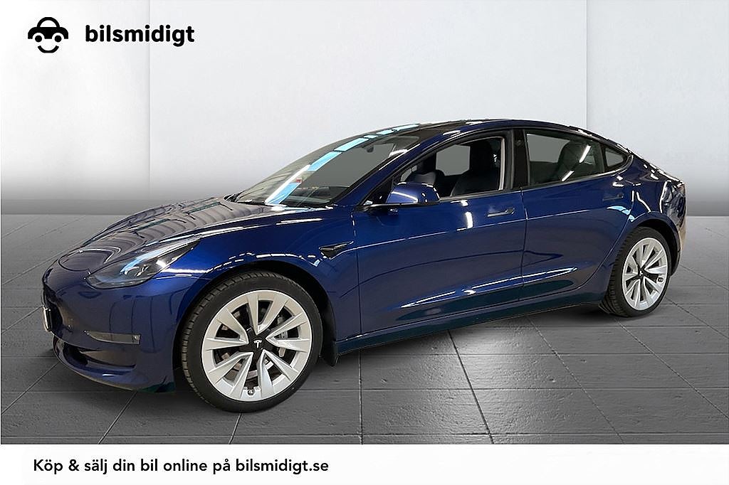 Tesla Model 3 Long Range AWD Pano Läder AP MOMS 440hk