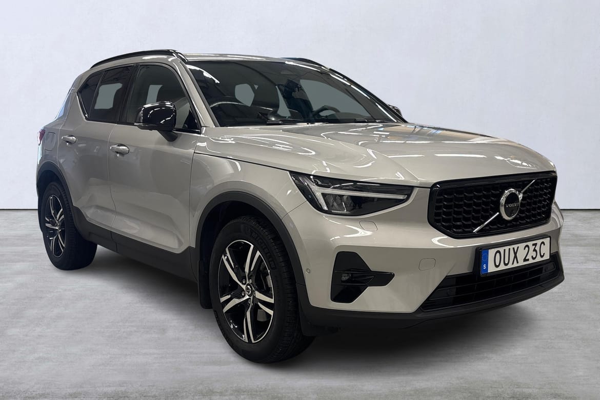 Volvo XC40 B3 FWD Bensin Plus Dark 2025, bild 6/10