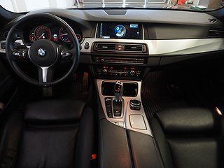 Kombi BMW 530 16 av 27