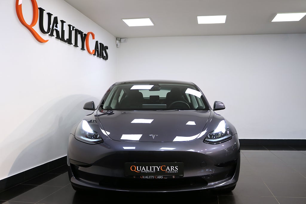 Tesla Model 3 2023 - miniatyr 5