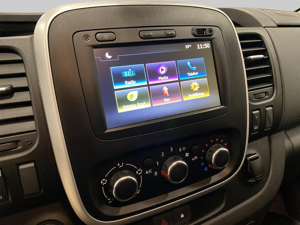 Renault Trafic Skåpbil 3.0t 2.0 dCi Euro 6 Dubbeldörrar – bild 12