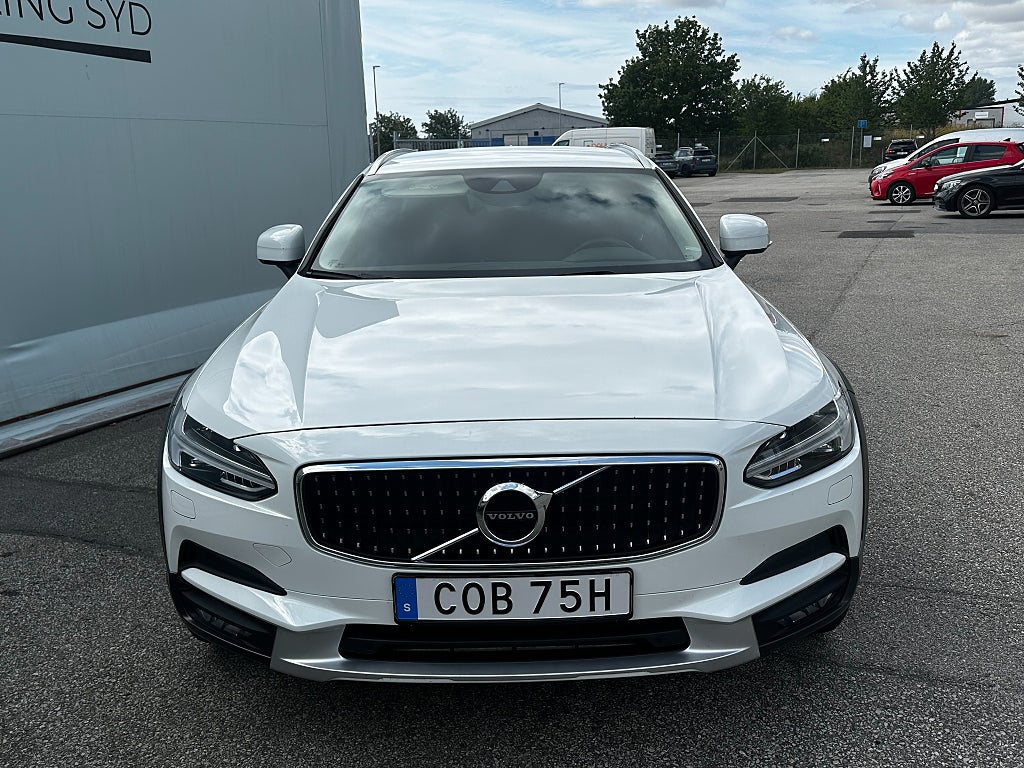 Volvo V90 Cross Country D4 AWD Geartronic Advanced SE III Euro 6