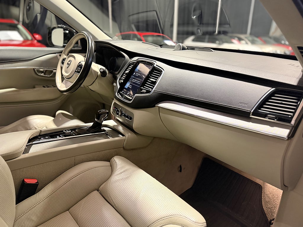 Volvo XC90 bild 8
