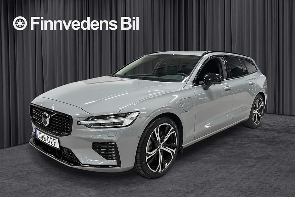 Volvo V60 T6 Plus Dark Edition *Drag/H&K/360kamera*