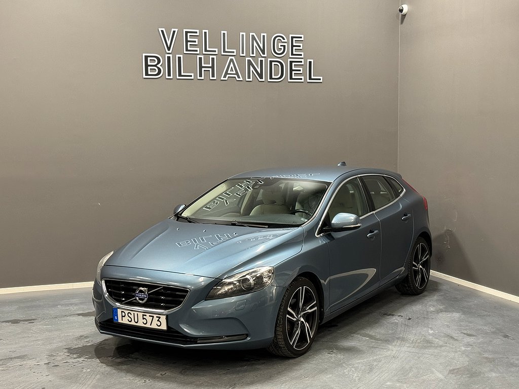 Volvo V40 D2 Momentum 