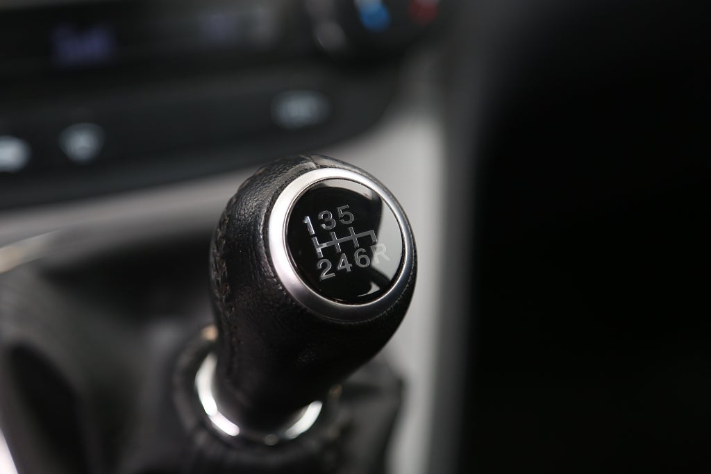 Honda CR-V 2,0 i-VTEC 150hk Elegance 4WD Motorvärmare Dragkrok 2008