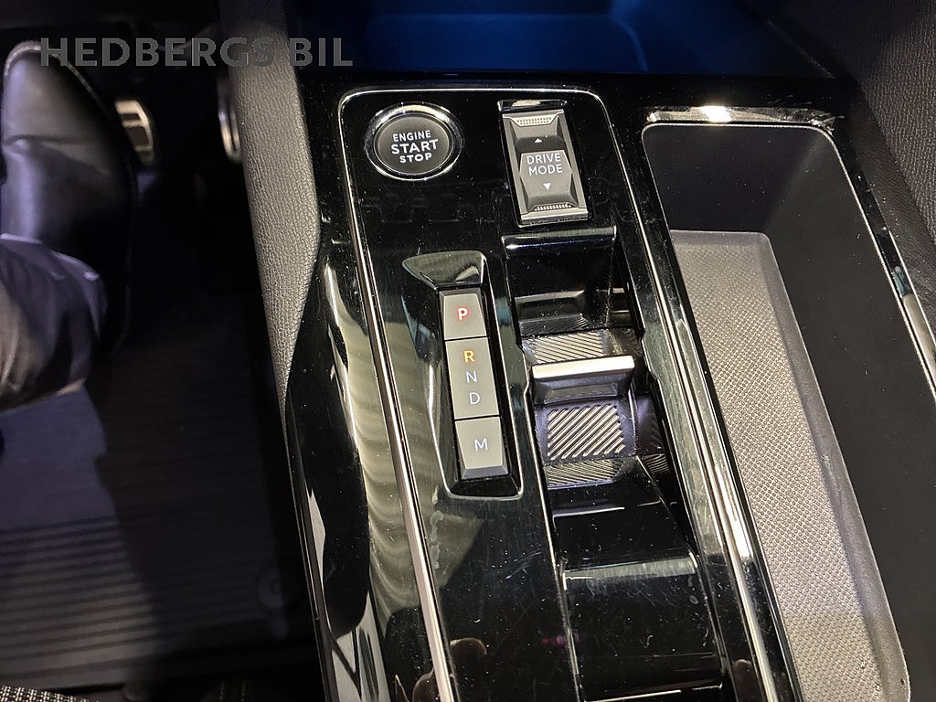 Peugeot 5008 1.2 PureTech 130hk Automat GT thumbnail