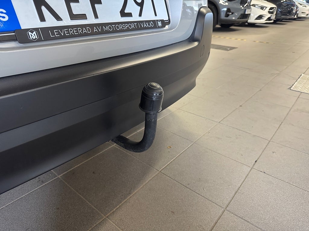 Citroën C3 1.2 PT 83hk Dragkrok Apple Carplay Farthållare bild 8